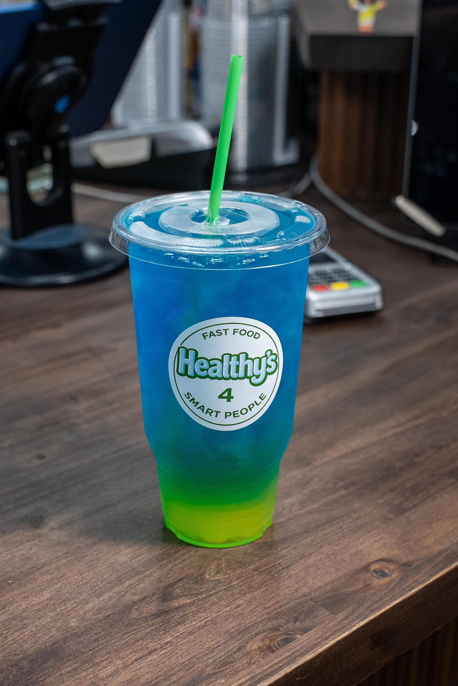 Finished drink ready for a customer at Kirkwood Healthys